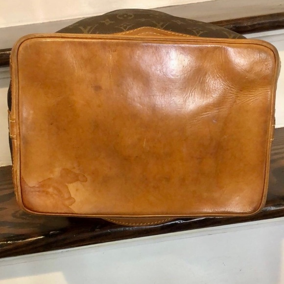 LOUIS VUITTON Full Size Noe Bucket Monogram GM Bag Vintage - Picture 10 of 17